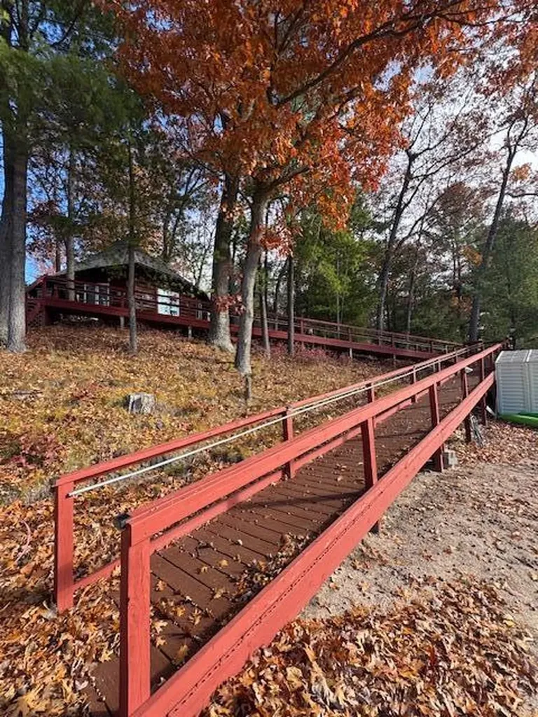9013 S Three Lakes Lane Lake Township MI 49304