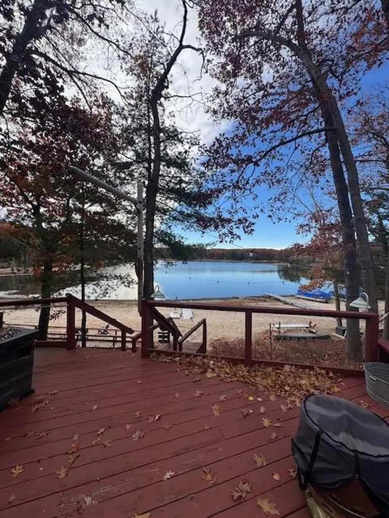 9013 S Three Lakes Lane Lake Township MI 49304