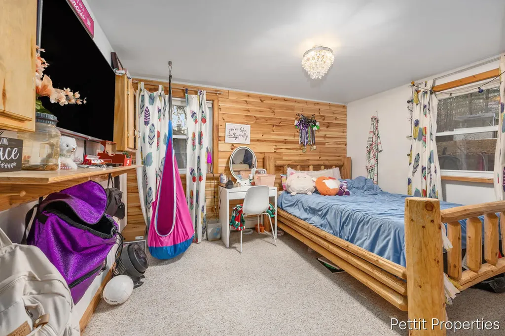 10352 N Athey Avenue Franklin Township MI 48625