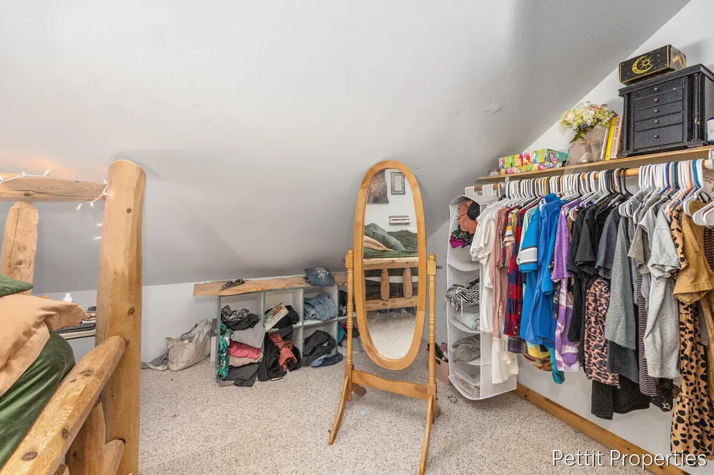 10352 N Athey Avenue Franklin Township MI 48625