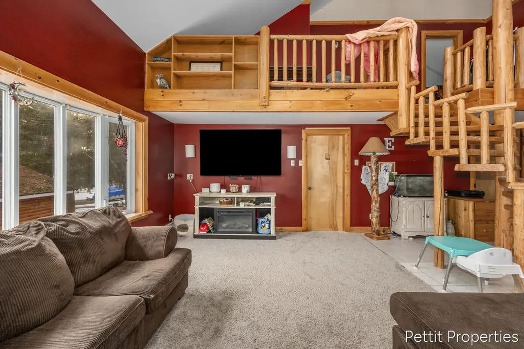 10352 N Athey Avenue Franklin Township MI 48625