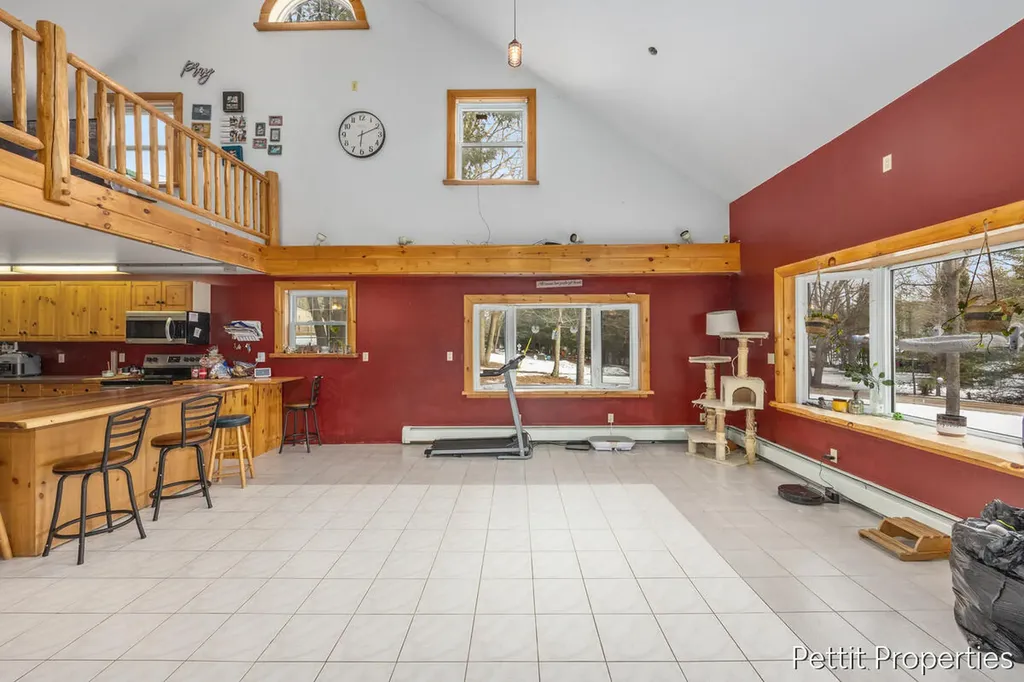 10352 N Athey Avenue Franklin Township MI 48625