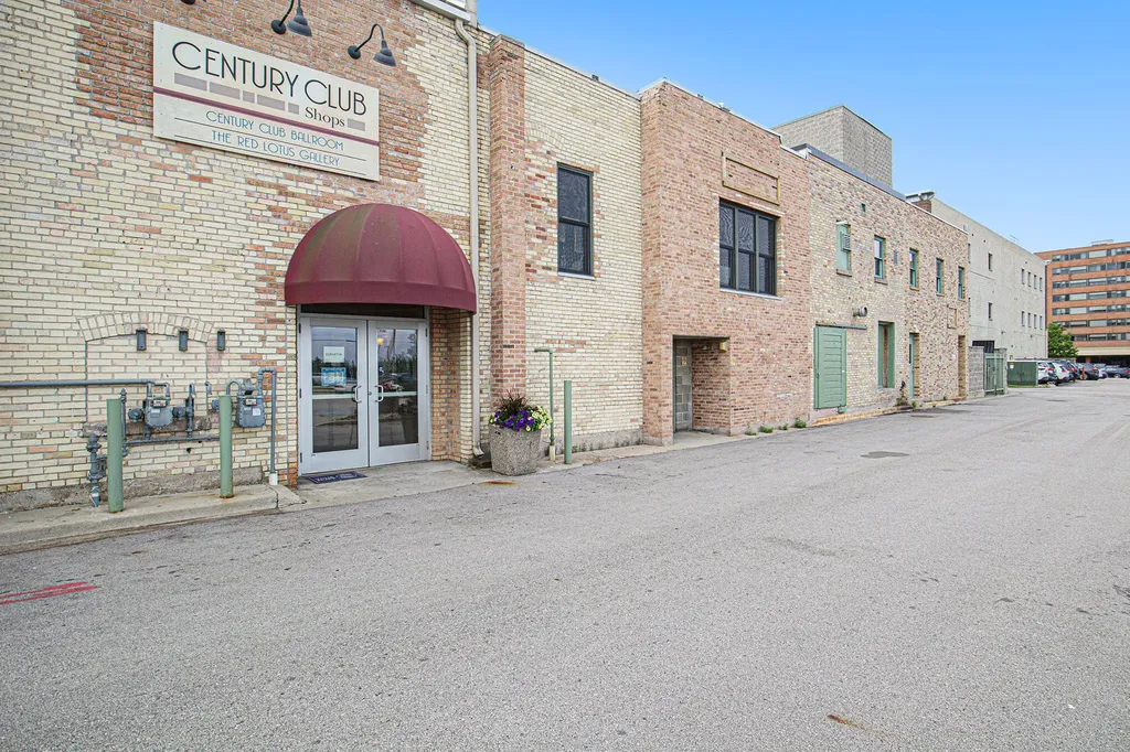 356 W Western Avenue Muskegon City MI 49440