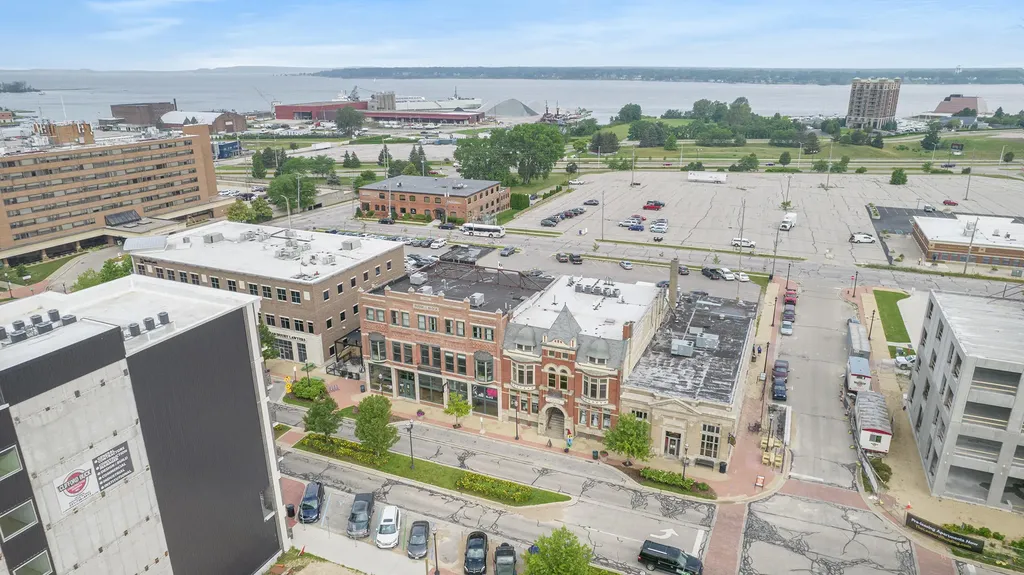 356 W Western Avenue Muskegon City MI 49440