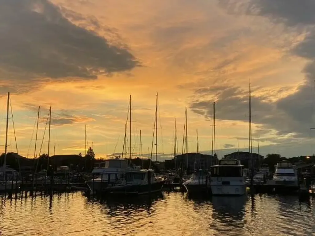 305 N Robert Street Ludington City MI 49431