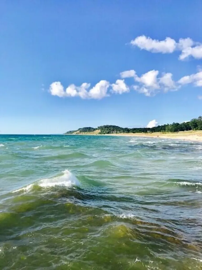 305 N Robert Street Ludington City MI 49431