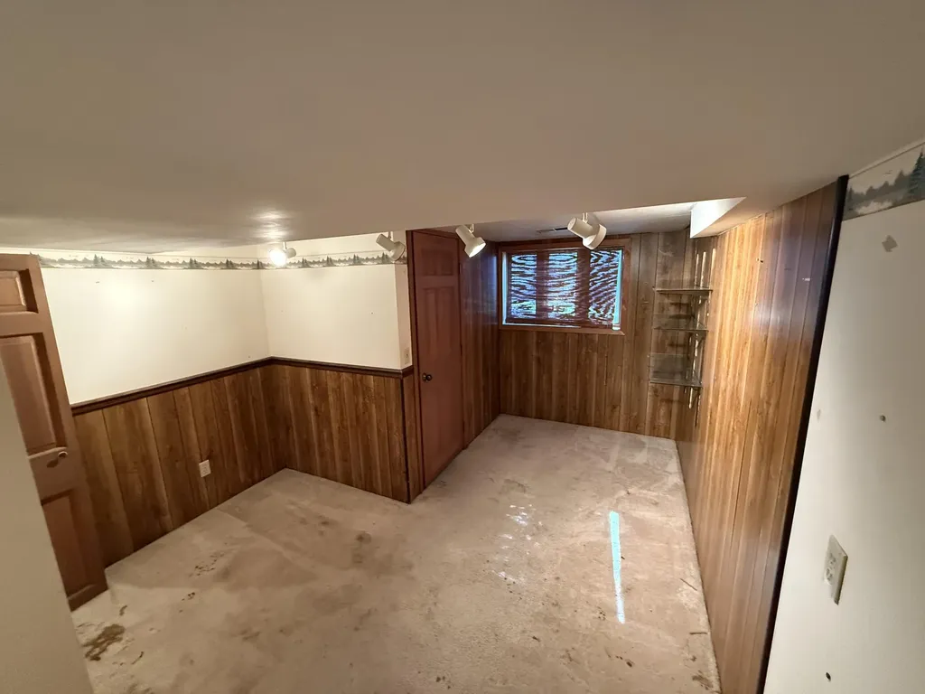 14875 152nd Avenue Grand Haven Charter Township MI 49417