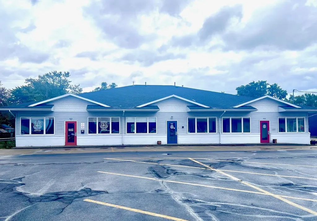 947 W Broadway Avenue Roosevelt Park City MI 49441