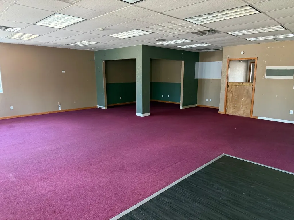 947 W Broadway Avenue Roosevelt Park City MI 49441