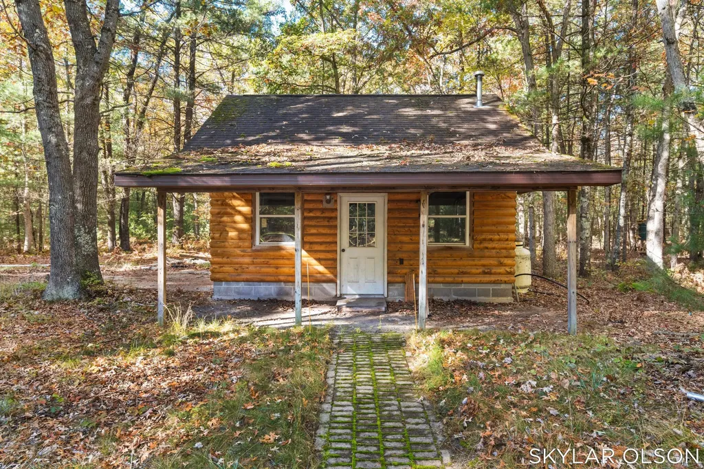 10711 N Tuttle Road Unknown City MI 49411