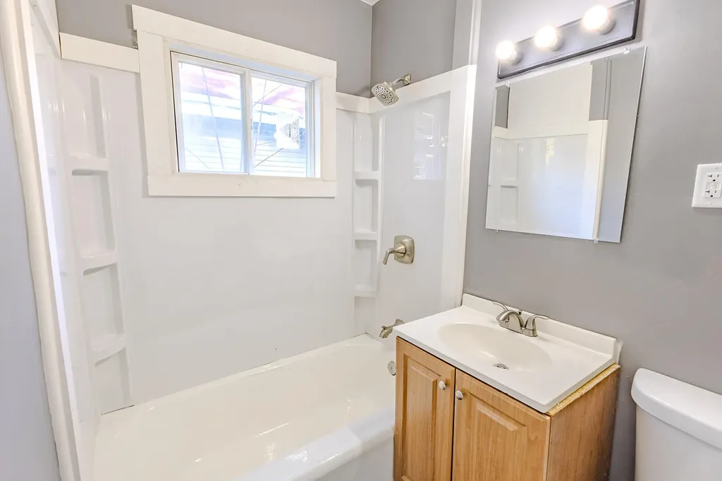 2525 Reynolds Street Muskegon Heights City MI 49444