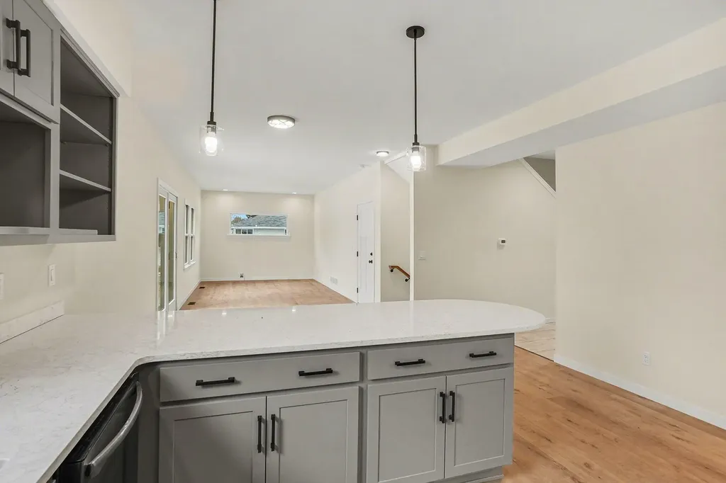 1032 Arlington Avenue Grand Haven City MI 49417