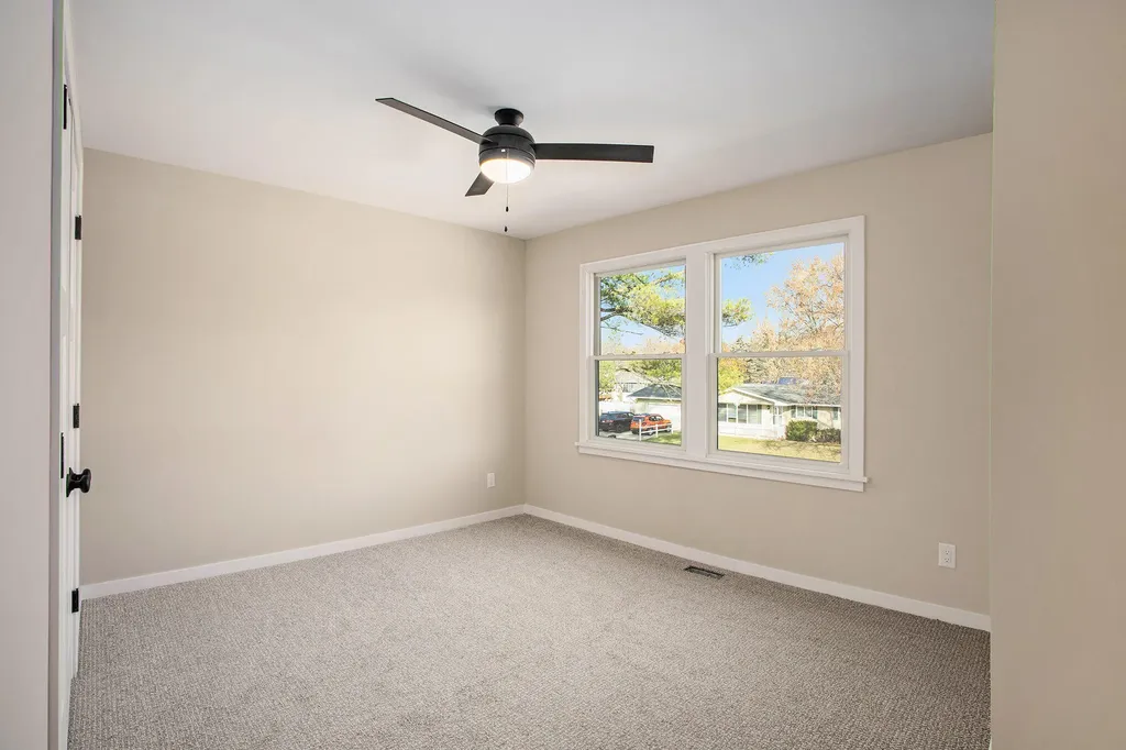 1032 Arlington Avenue Grand Haven City MI 49417