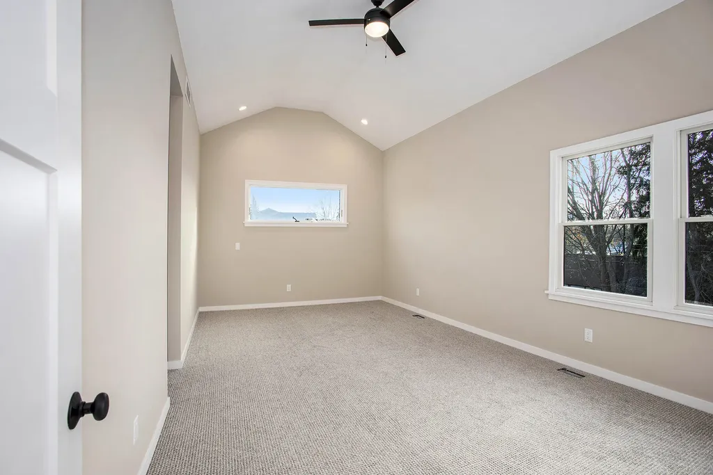 1032 Arlington Avenue Grand Haven City MI 49417