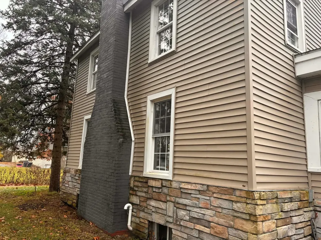 2106 Forest Drive Portage City MI 49002