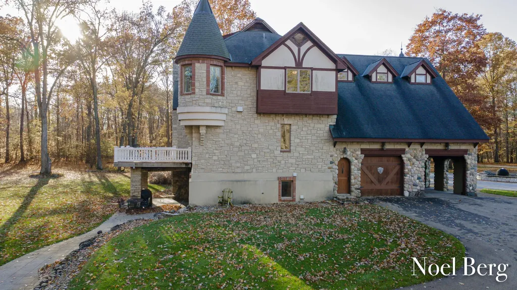 2303 38th Street Valley Township MI 49010