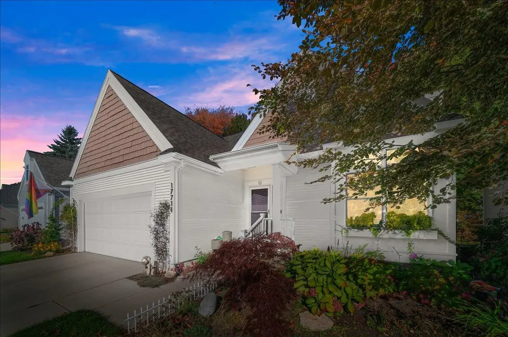 17711 Cobblefield Lane Spring Lake Township MI 49456