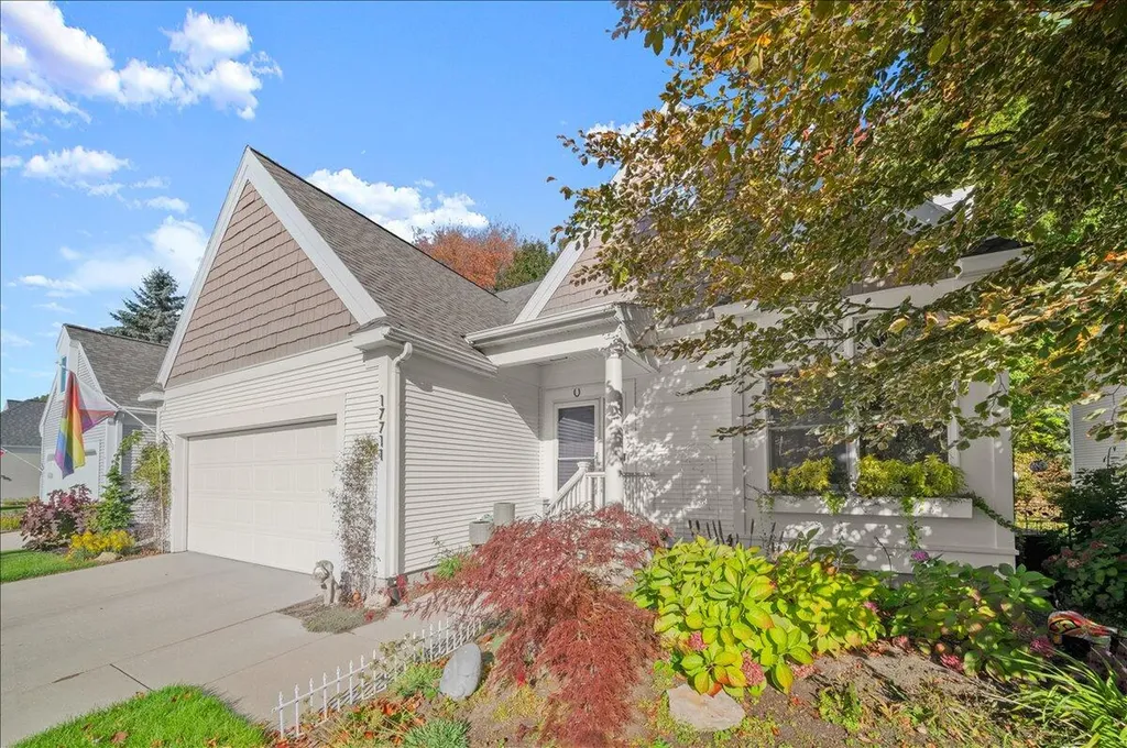 17711 Cobblefield Lane Spring Lake Township MI 49456
