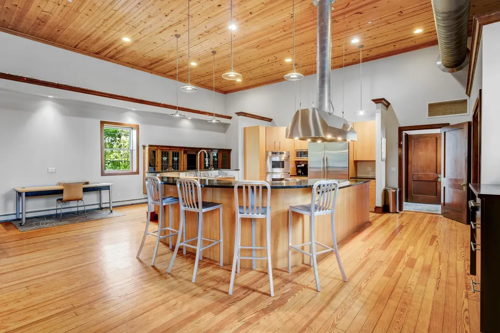 116 S Jackson Street Spring Lake Village MI 49456