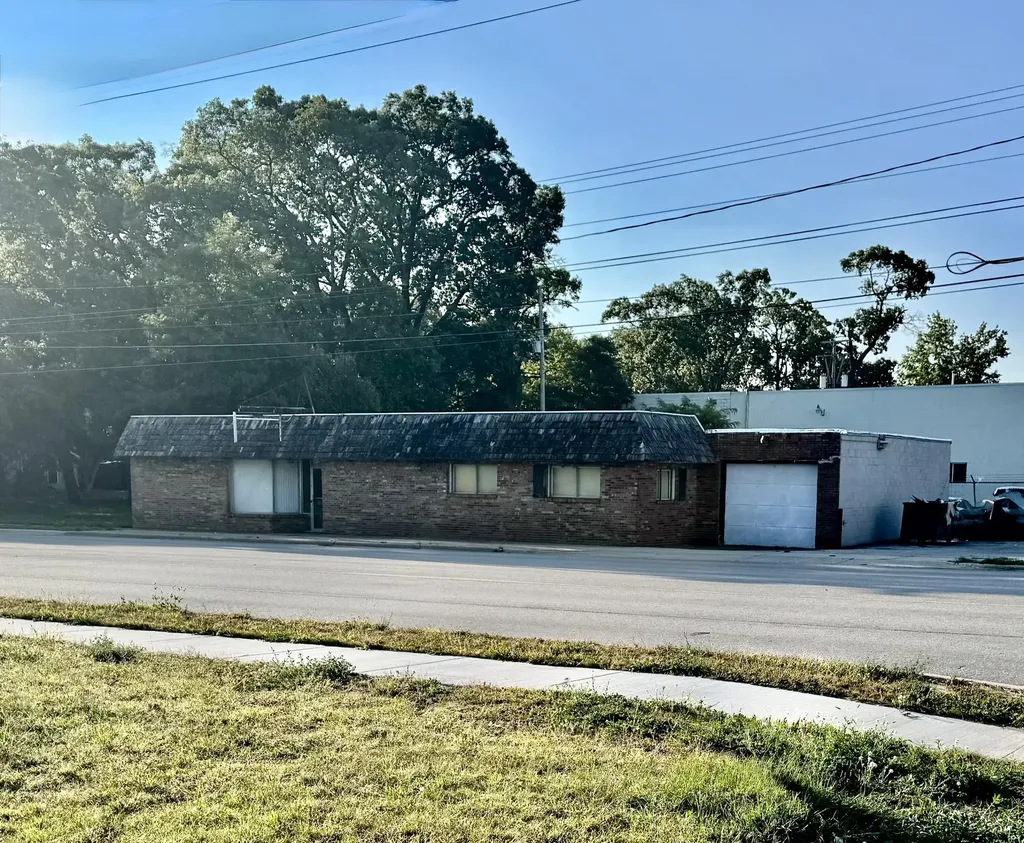 375 W Sherman Boulevard Muskegon Heights City MI 49444