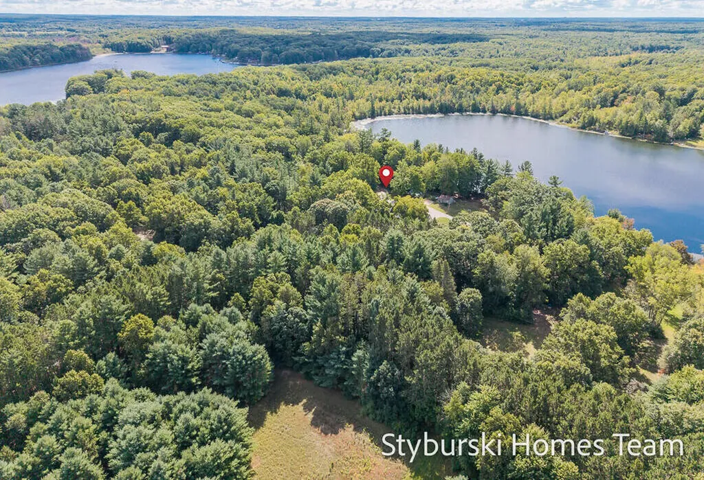 226 N 176th Avenue Leavitt Township MI 49459