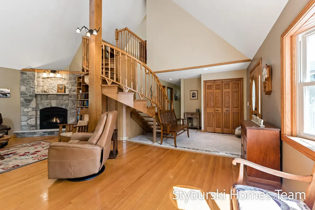 226 N 176th Avenue Leavitt Township MI 49459