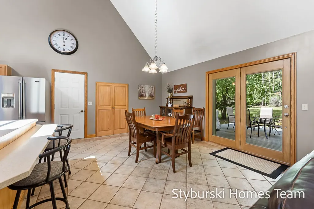 226 N 176th Avenue Leavitt Township MI 49459