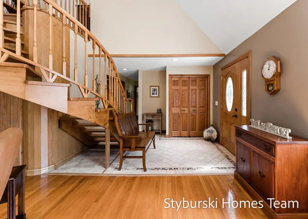 226 N 176th Avenue Leavitt Township MI 49459