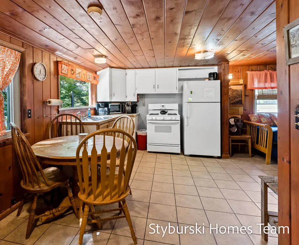226 N 176th Avenue Leavitt Township MI 49459