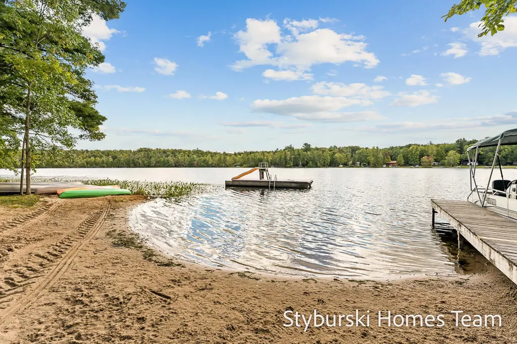 226 N 176th Avenue Leavitt Township MI 49459