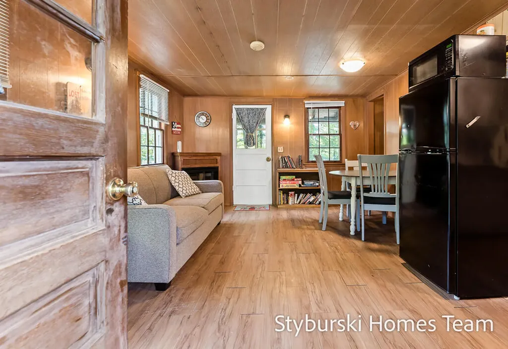 226 N 176th Avenue Leavitt Township MI 49459