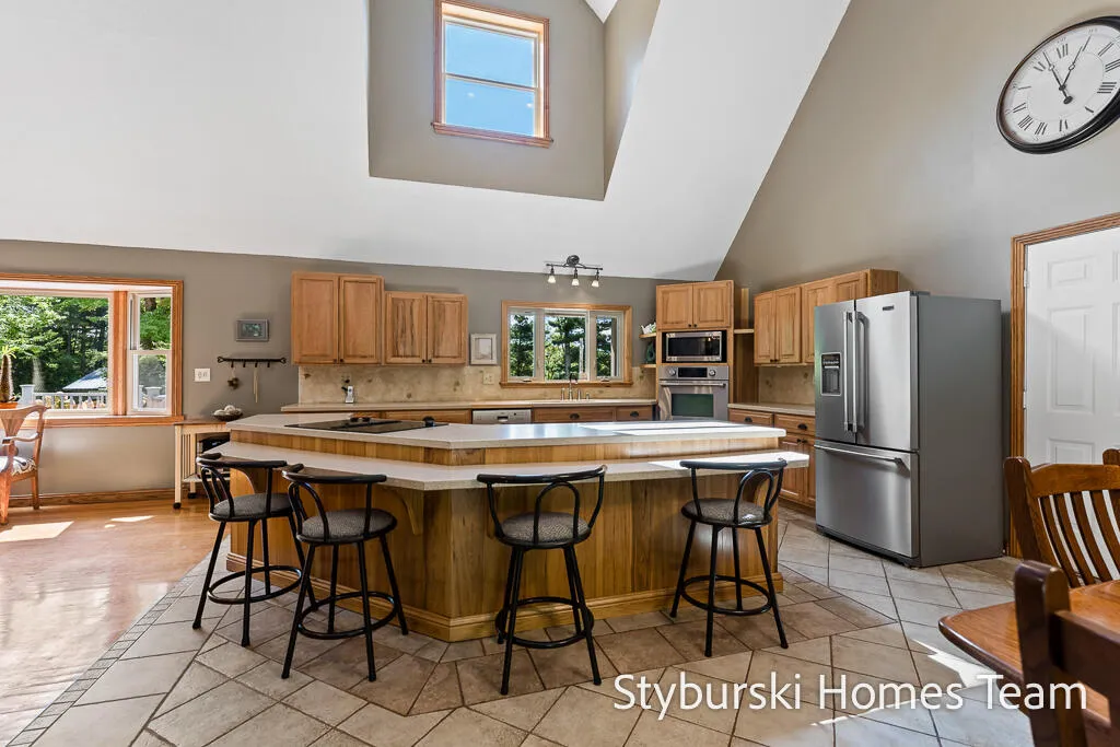 226 N 176th Avenue Leavitt Township MI 49459
