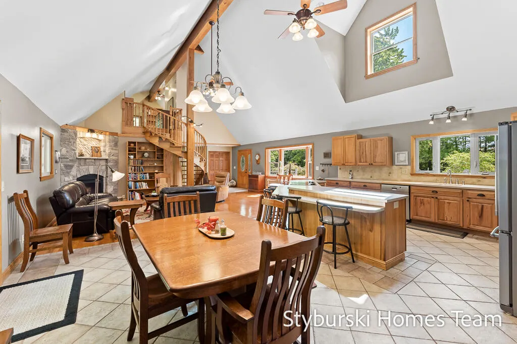 226 N 176th Avenue Leavitt Township MI 49459