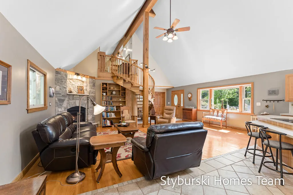 226 N 176th Avenue Leavitt Township MI 49459