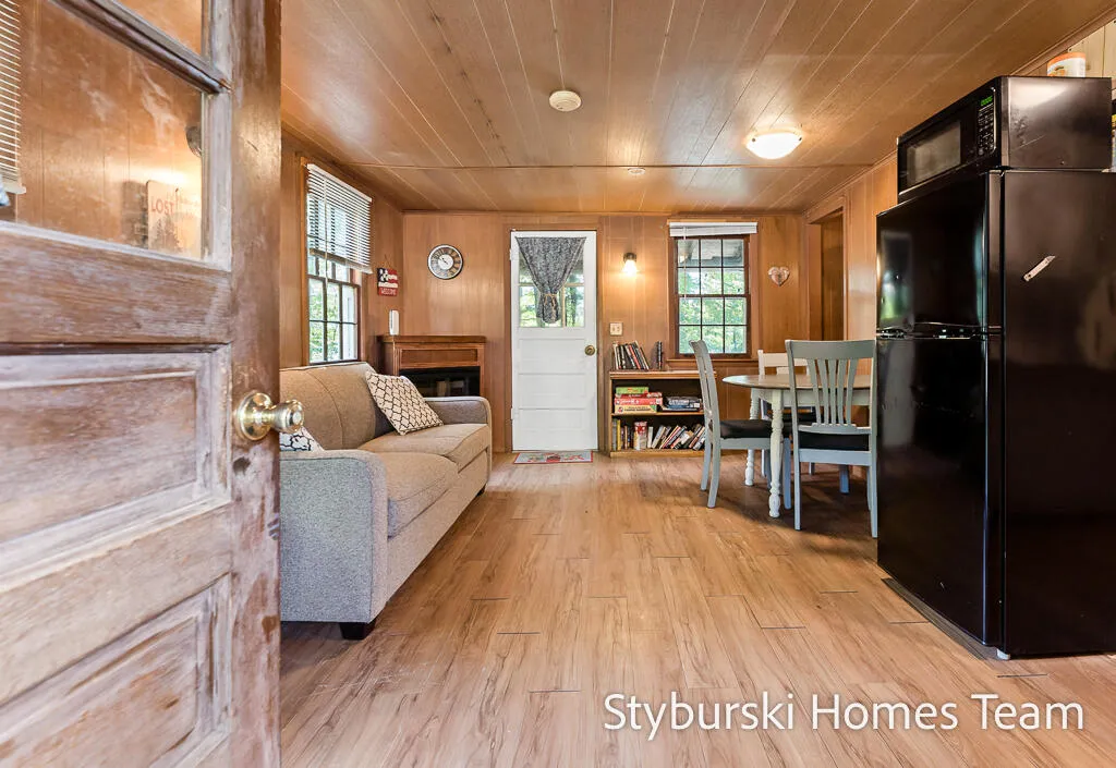 226 N 176th Avenue Leavitt Township MI 49459