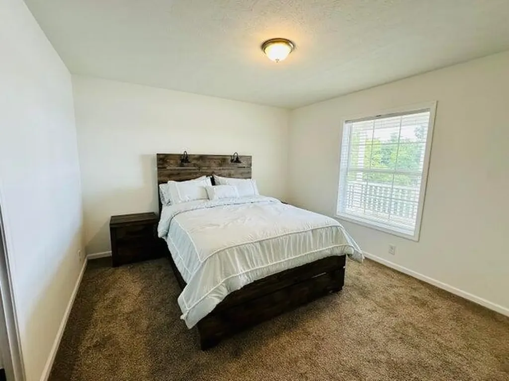 1283 E Ellis Road Norton Shores City MI 49441
