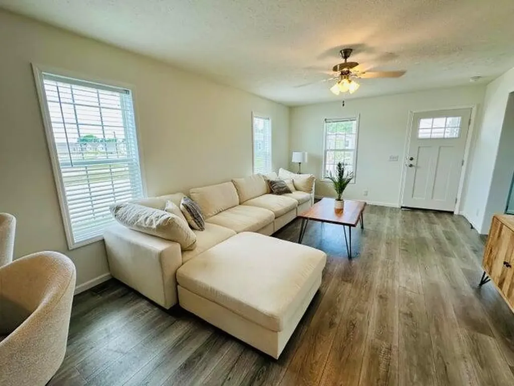 1283 E Ellis Road Norton Shores City MI 49441