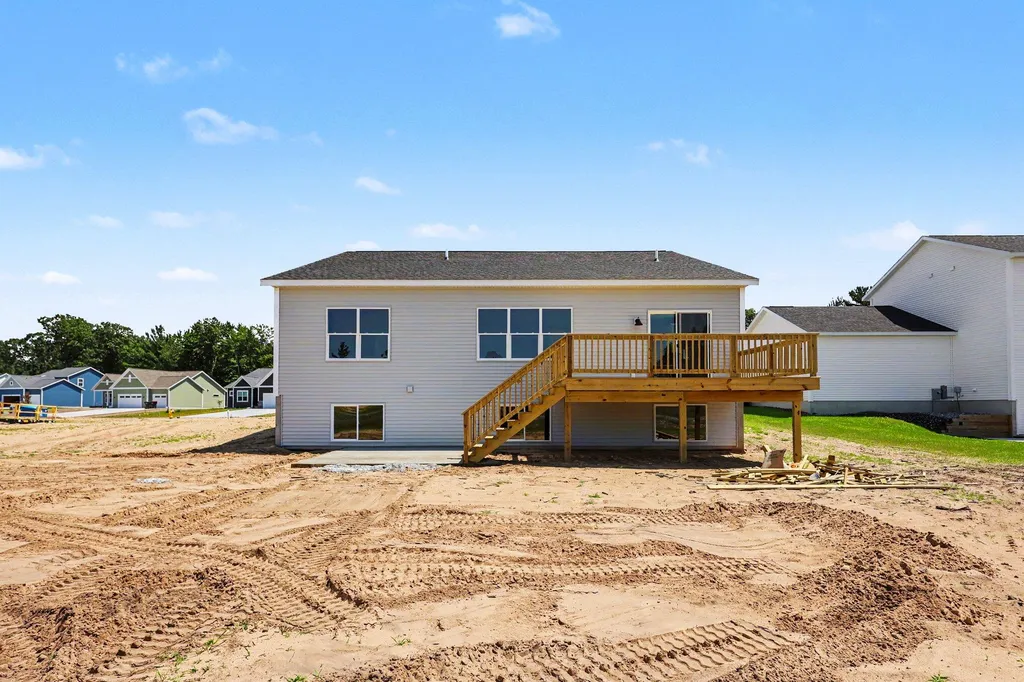 6301 Sturgeon Run Fruitport Charter Township MI 49444