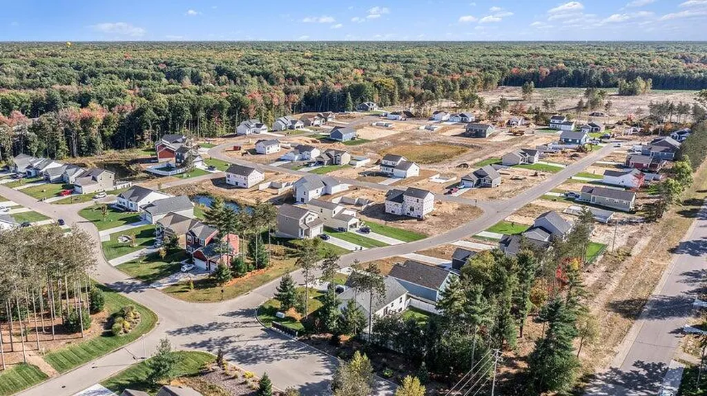 6301 Sturgeon Run Fruitport Charter Township MI 49444