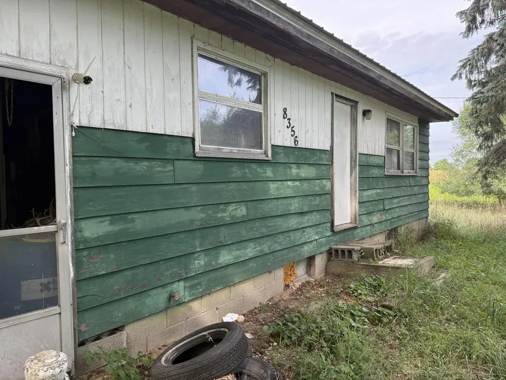 8356 E Loop Road Newfield Township MI 49421