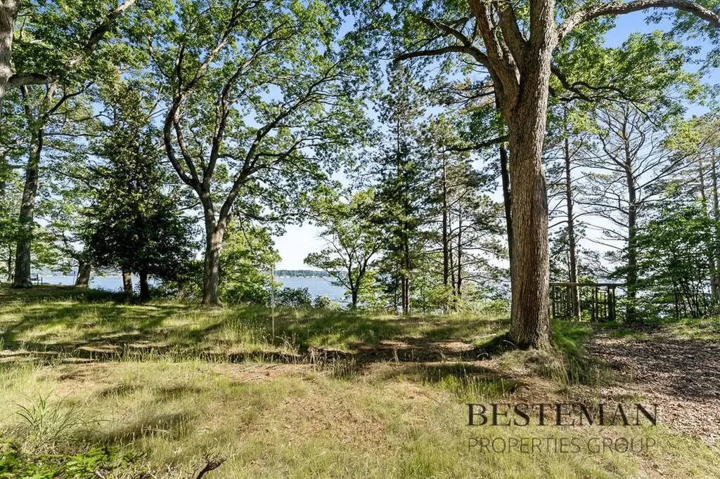 5795 Old Channel Trail Montague Township MI 49437