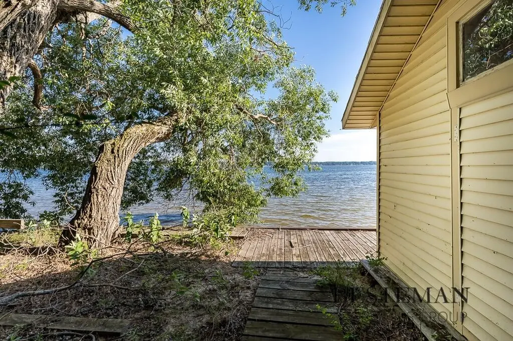 5795 Old Channel Trail Montague Township MI 49437