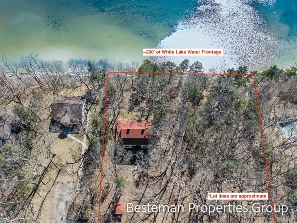 5795 Old Channel Trail Montague Township MI 49437
