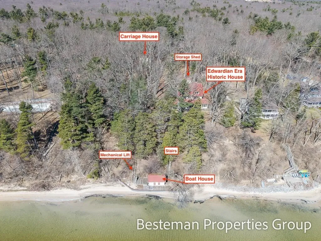 5795 Old Channel Trail Montague Township MI 49437