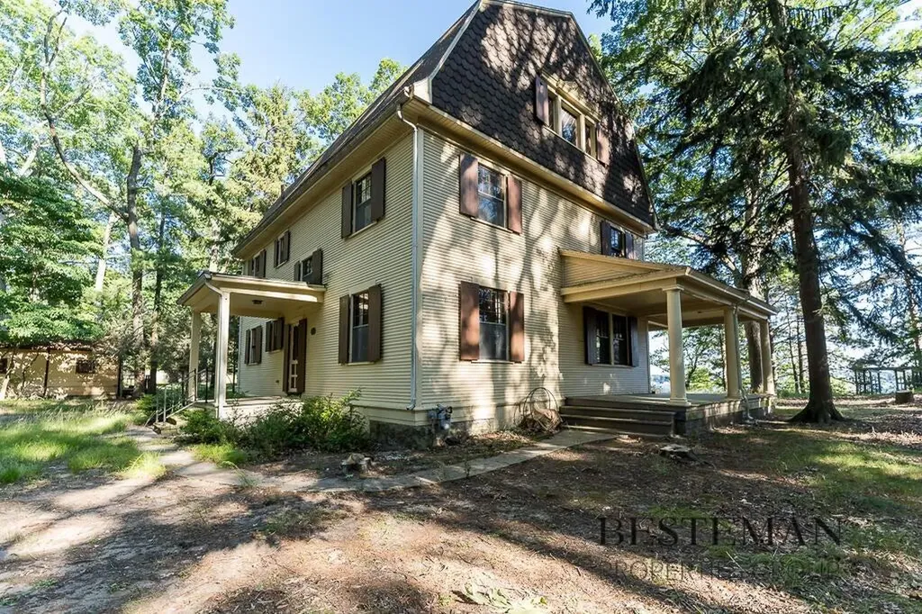 5795 Old Channel Trail Montague Township MI 49437