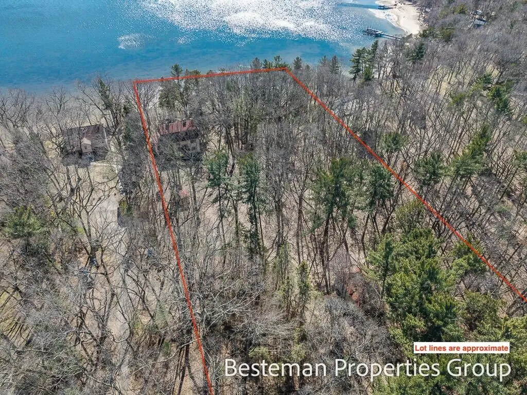 5795 Old Channel Trail Montague Township MI 49437