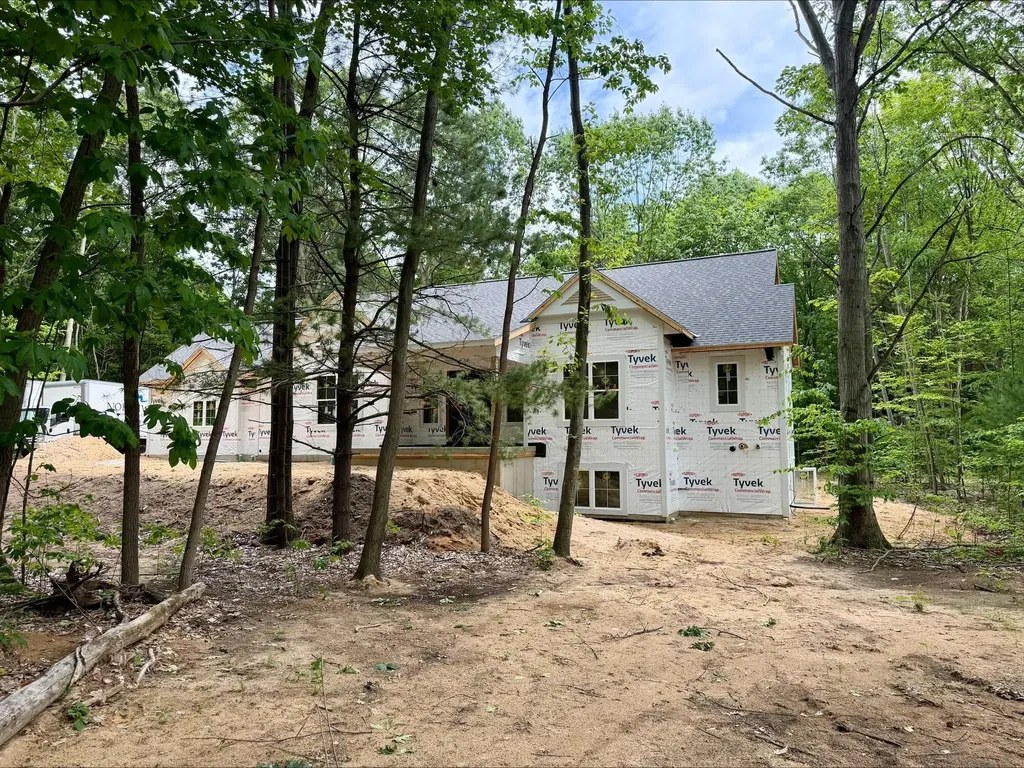 76757 Wood Crest Court South Haven Charter Township MI 49090