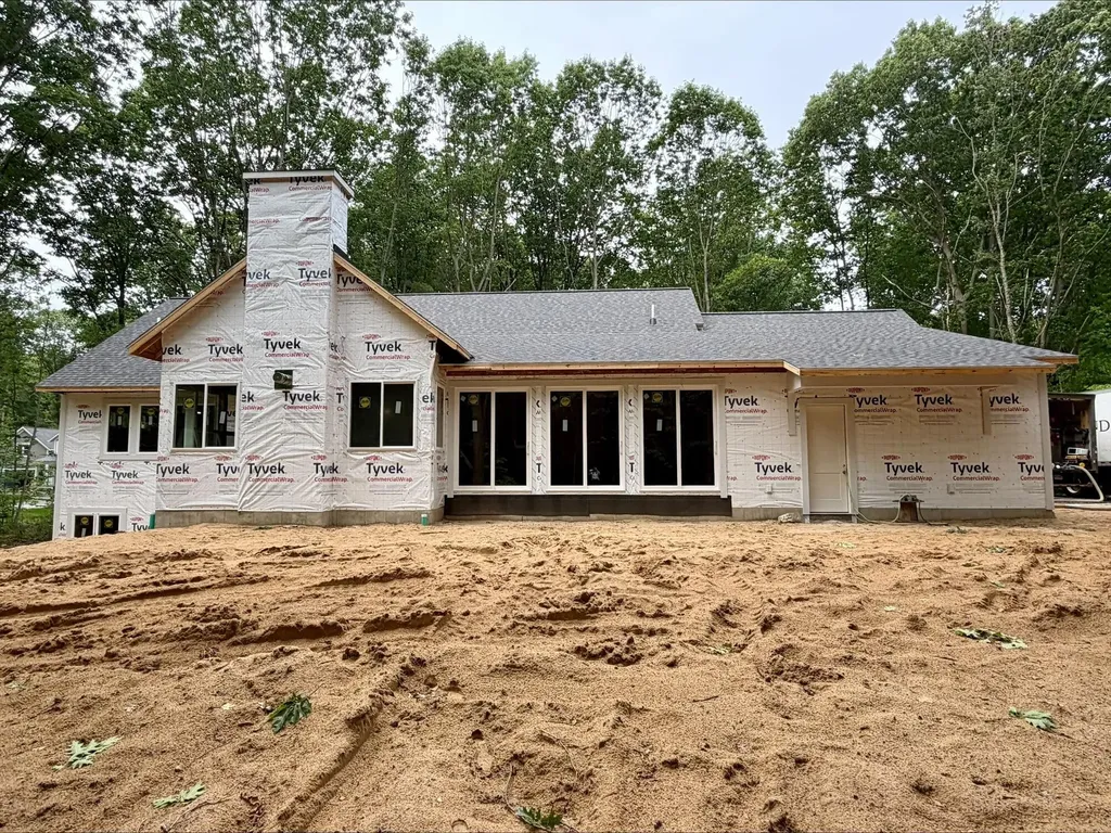 76757 Wood Crest Court South Haven Charter Township MI 49090