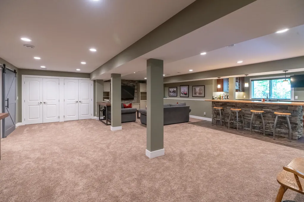 10543 Lakeshore Drive Grand Haven Charter Township MI 49460