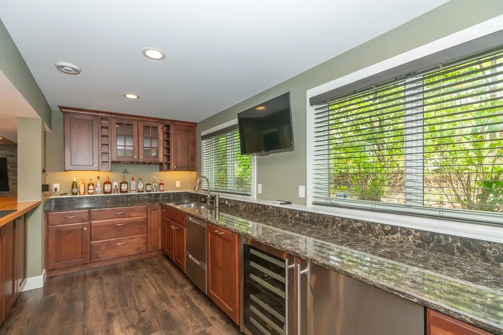 10543 Lakeshore Drive Grand Haven Charter Township MI 49460